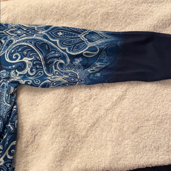 Top - Picture 4 of 5